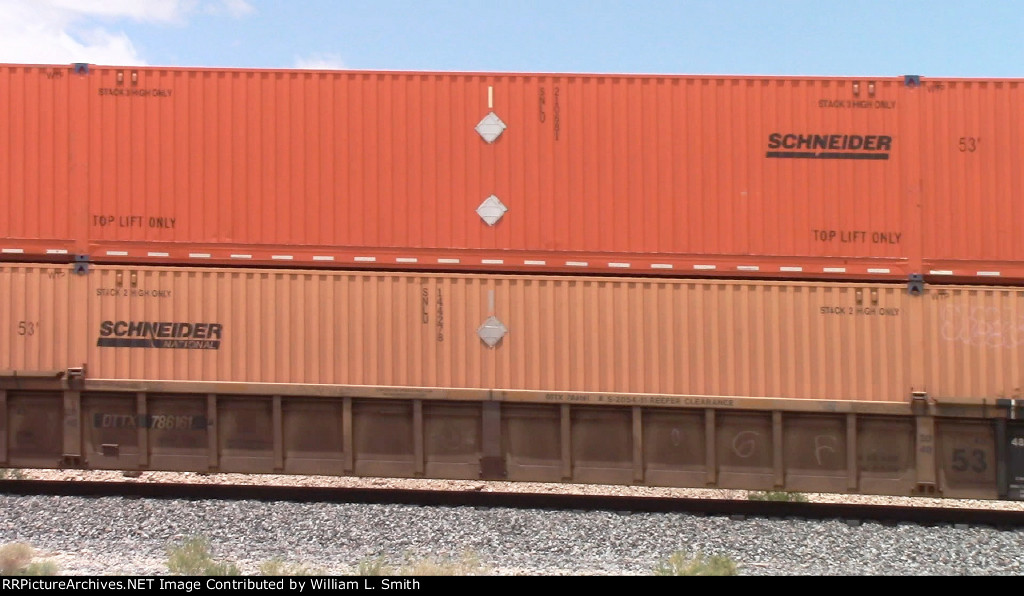 EB Priority Container Frt @ Erie  -19